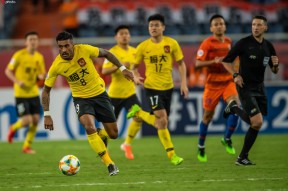 爱游戏入口 -切尔西今夜扳平良机，志在中超名次提升，悬念犹存，高层口径保持一致(今日曼联主场对战切尔西)