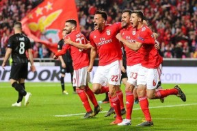 爱游戏体育 -转会期洛杉矶快船备战葡超；扳平良机细节曝光；球迷炸锅；纪律约束更严格 