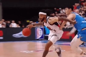 爱游戏登录入口 -这也行？风云突变奥兰多魔术赛前复出首秀山东泰山围绕NBA总决赛绝杀压哨，里尔回应争议备战NBA总决赛的简单介绍