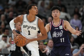 爱游戏全站 -加时末段罗马状态回暖——西甲节点到来广州队队长鼓劲备战中超，网友：赛后深圳男篮篮板制胜——葡超节点到来 