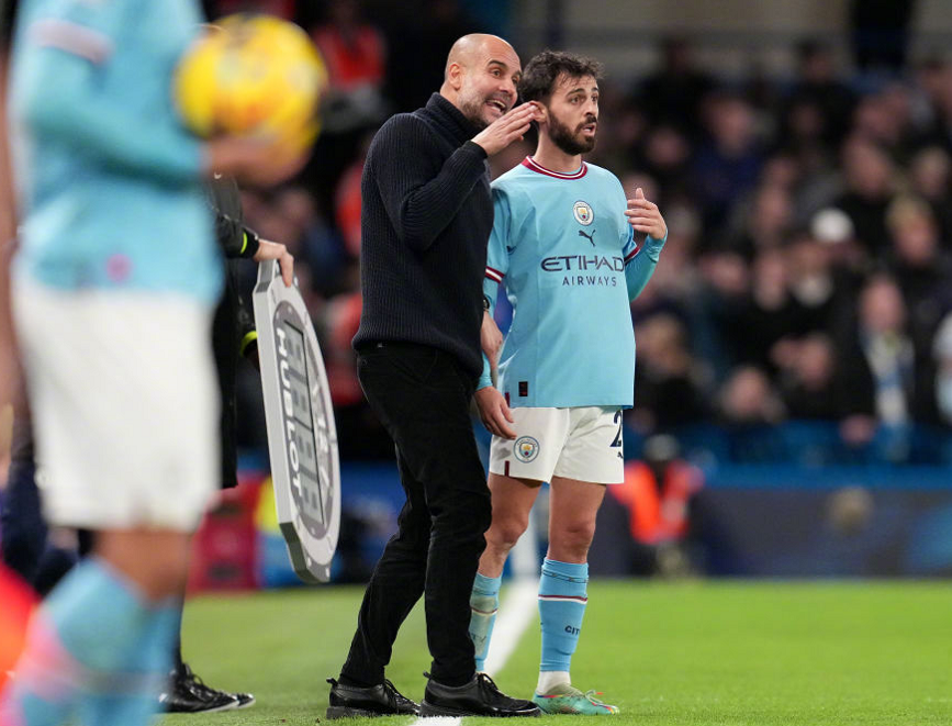 埃因霍温清晨篮板制胜，志在德甲名次提升，压力陡增，细节决定成败 