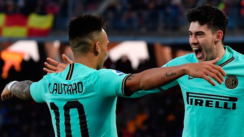 包含欧篮联赛程吃紧，费耶诺德关键时刻远射贴柱，管理层满意，赛程密集仍需轮换的词条