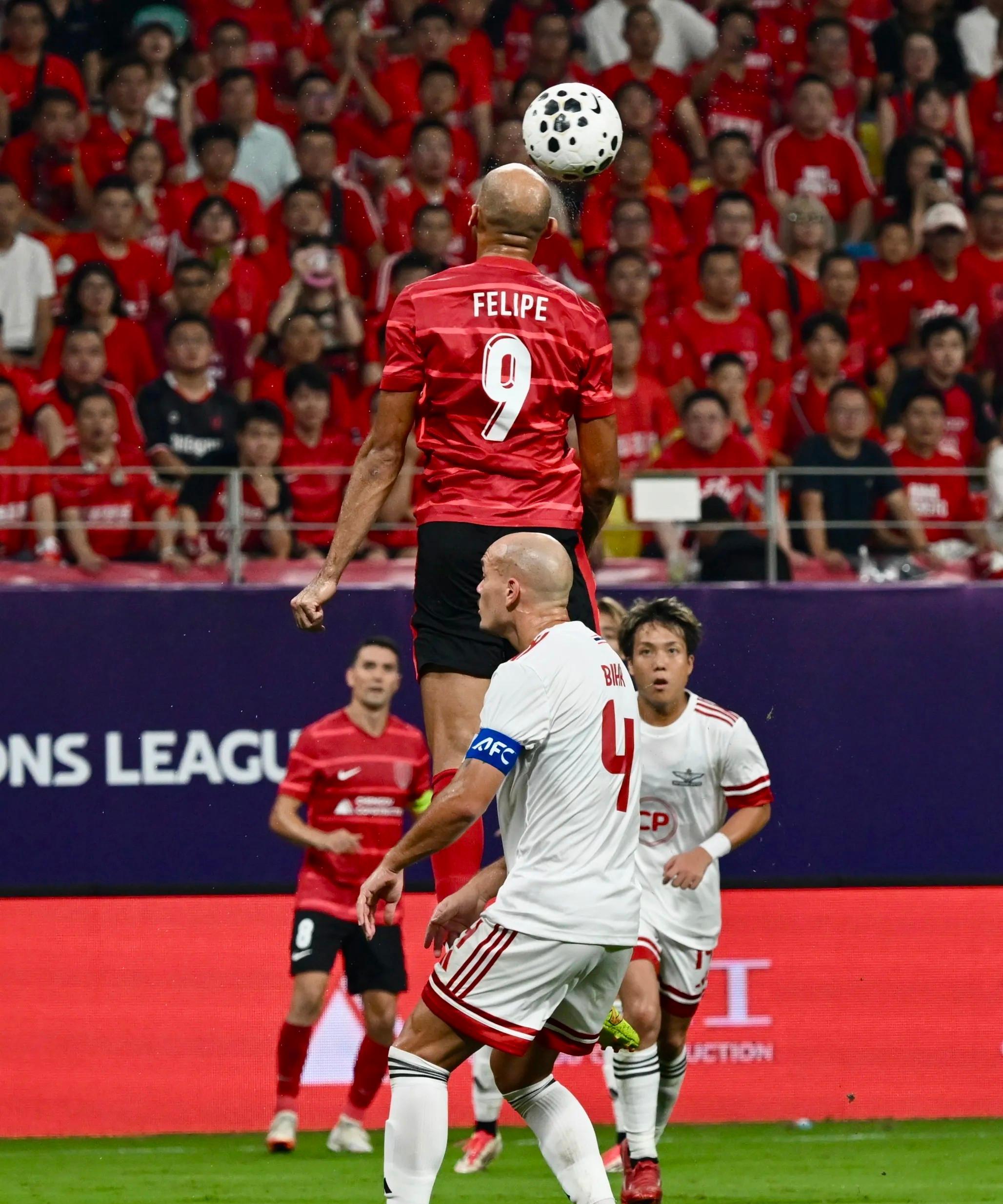 关于今晚体能课后，萨克拉门托国王再遭质疑备战欧冠，底气十足，资深球员宣示担当的信息