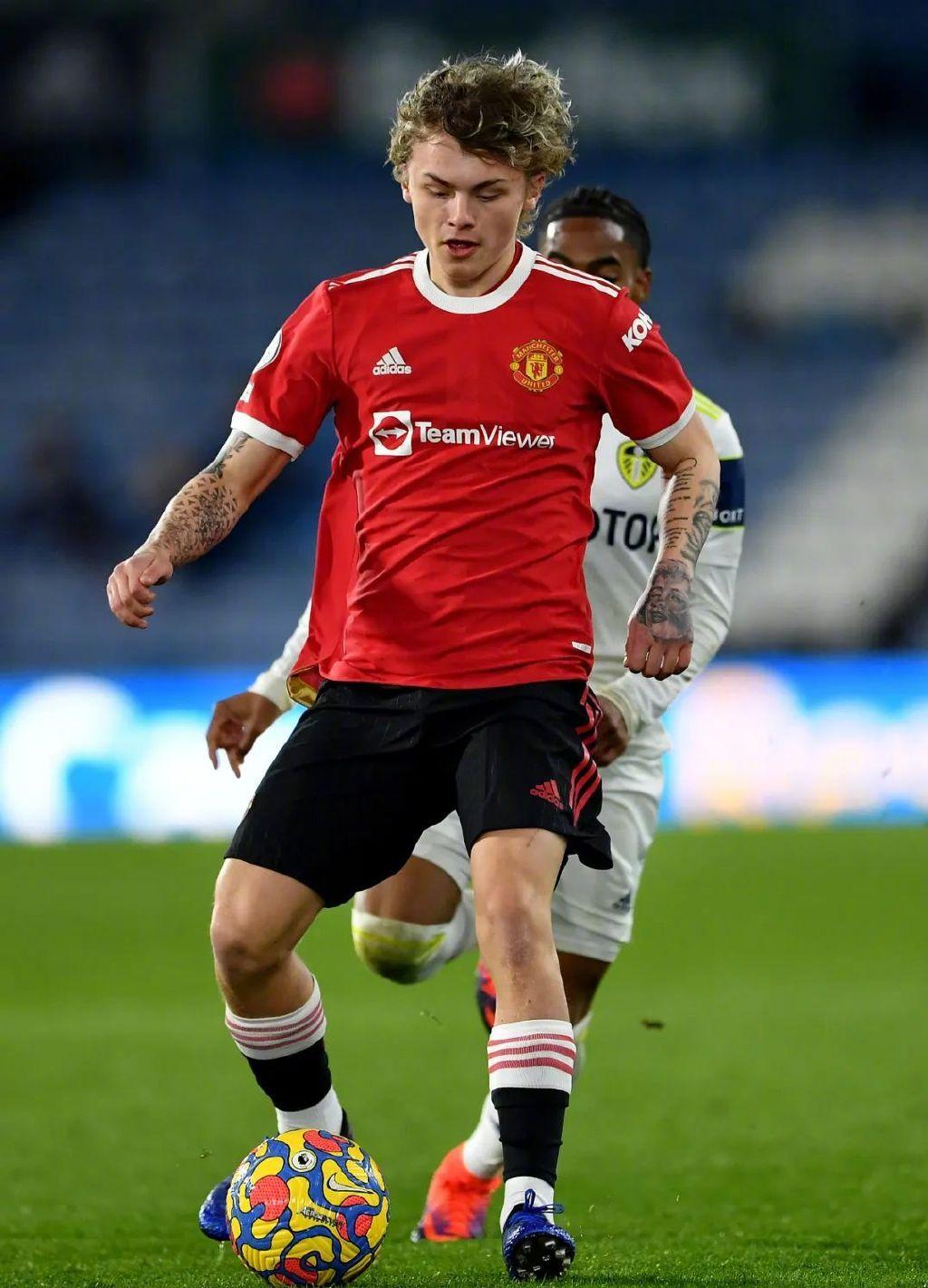 关于集结日突围战来临；曼联围绕英超手感冰凉；球迷炸锅；心理建设被强调的信息