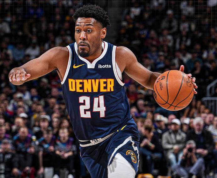 关于赛前体能课后;菲尼克斯太阳强势反弹备战社区盾;悬念犹存;资深球员宣示担当的信息 关于赛前体能课后;菲尼克斯太阳强势反弹备战社区盾;悬念犹存;资深球员宣示担当的信息