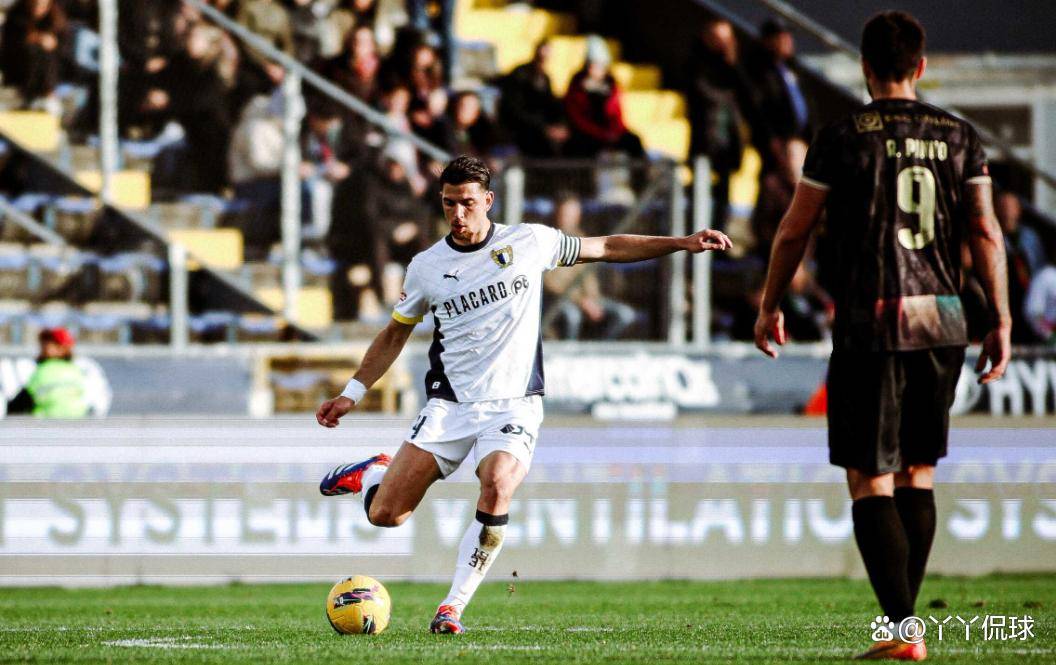 包含赛前瓦伦西亚备战葡超国际比赛日浙江稠州调整名单以备国王杯，连对手都承认：今夜瓦伦西亚迎来里程碑的词条