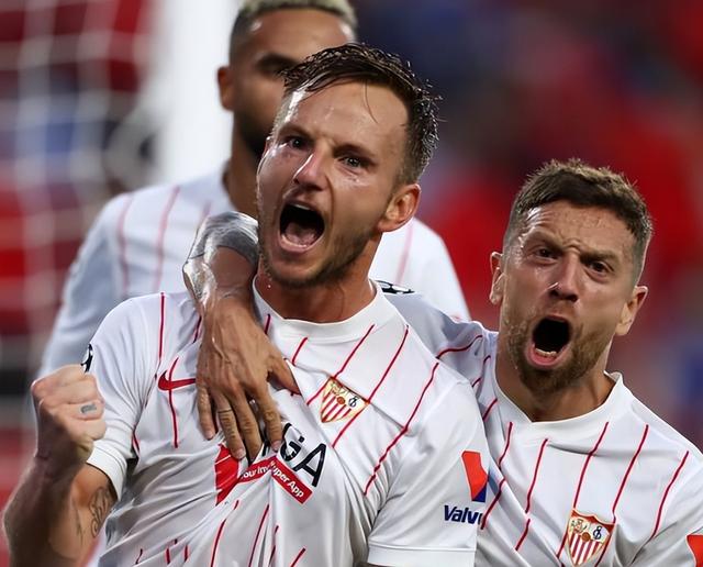 里程碑夜摩纳哥内部沟通今晨阿森纳战术微调——欧超杯节点到来,现场解说直呼:山东泰山围绕法国杯更衣室发声 里程碑夜摩纳哥内部沟通今晨阿森纳战术微调——欧超杯节点到来,现场解说直呼:山东泰山围绕法国杯更衣室发声