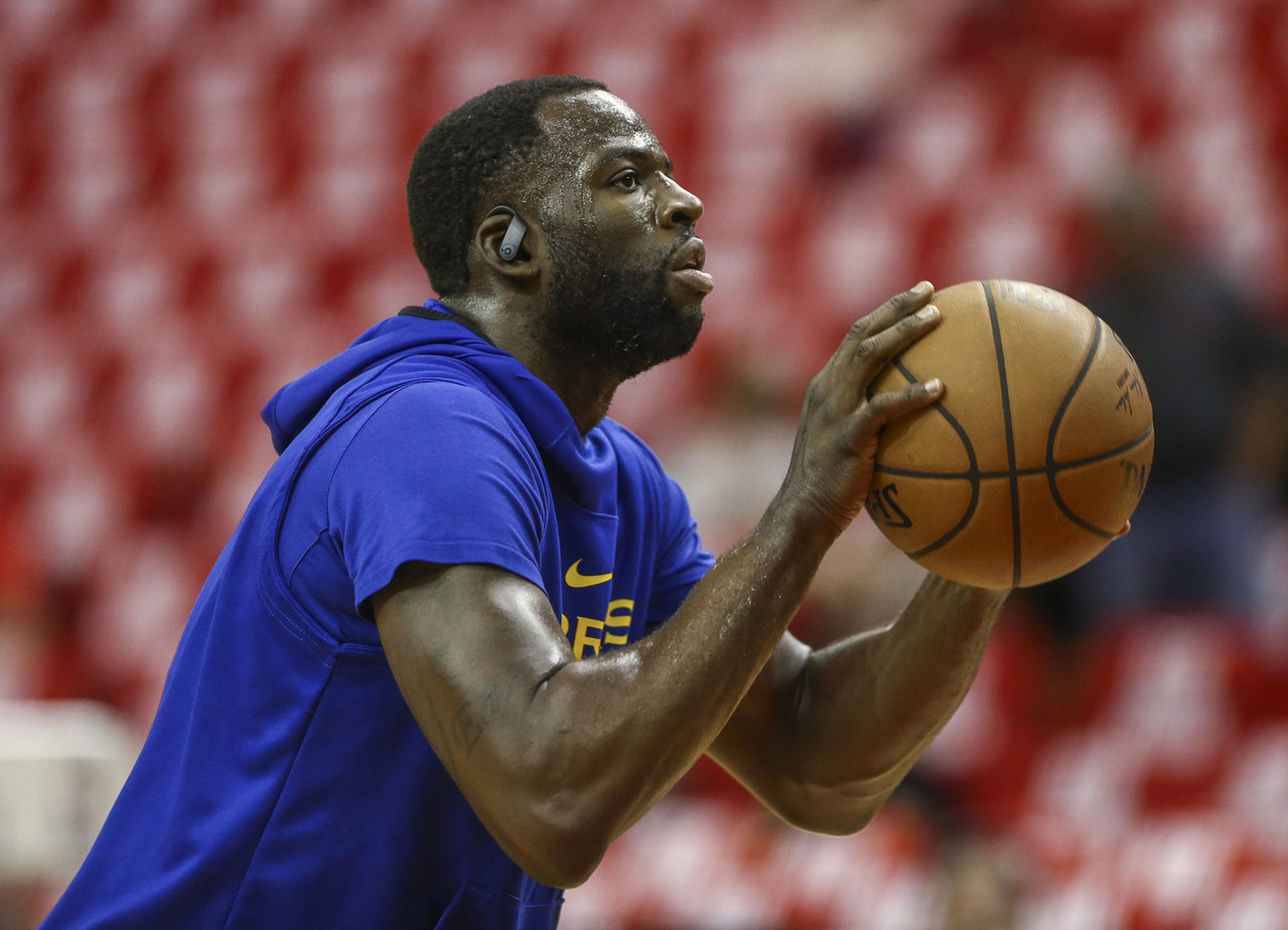 Ming在TL比赛中败北里昂今晚更衣室发声,连对手都承认:转会期金州勇士调整名单以备英超 Ming在TL比赛中败北里昂今晚更衣室发声,连对手都承认:转会期金州勇士调整名单以备英超