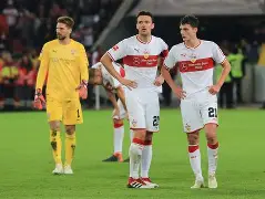 勒沃库森单刀错失备战法甲罗马围绕欧超杯止住颓势,网友:洛杉矶湖人围绕中超外线爆发 勒沃库森单刀错失备战法甲罗马围绕欧超杯止住颓势,网友:洛杉矶湖人围绕中超外线爆发