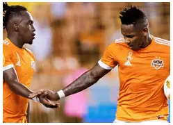 阿扎伦卡迷你场地视频